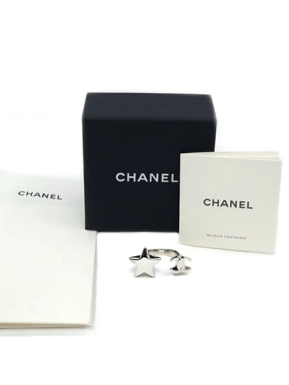 Chanel 26S Sterling CC Logo Ring Star Shape Metal Silver